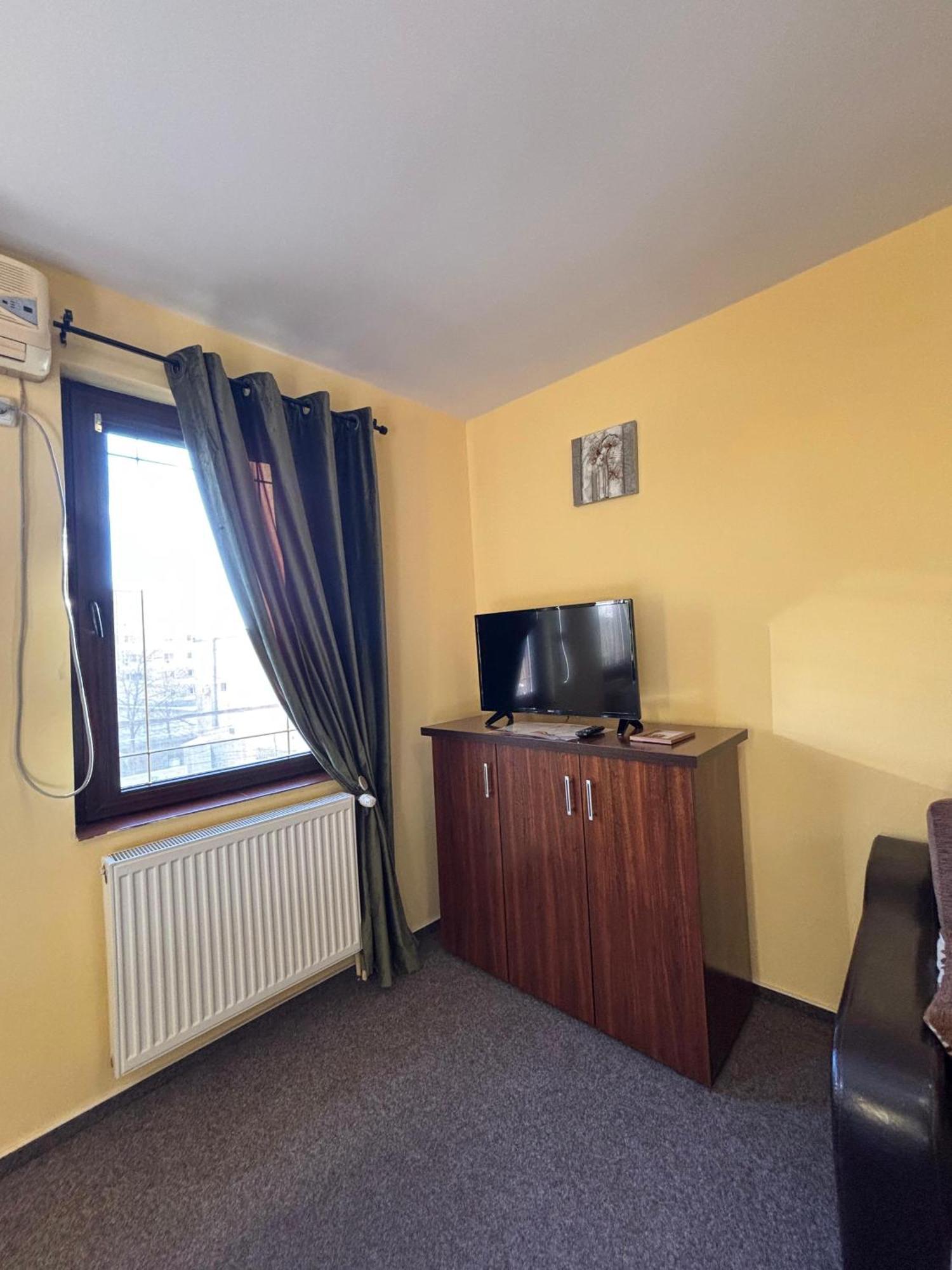 La O Barfa Apartment Ploiesti Luaran gambar
